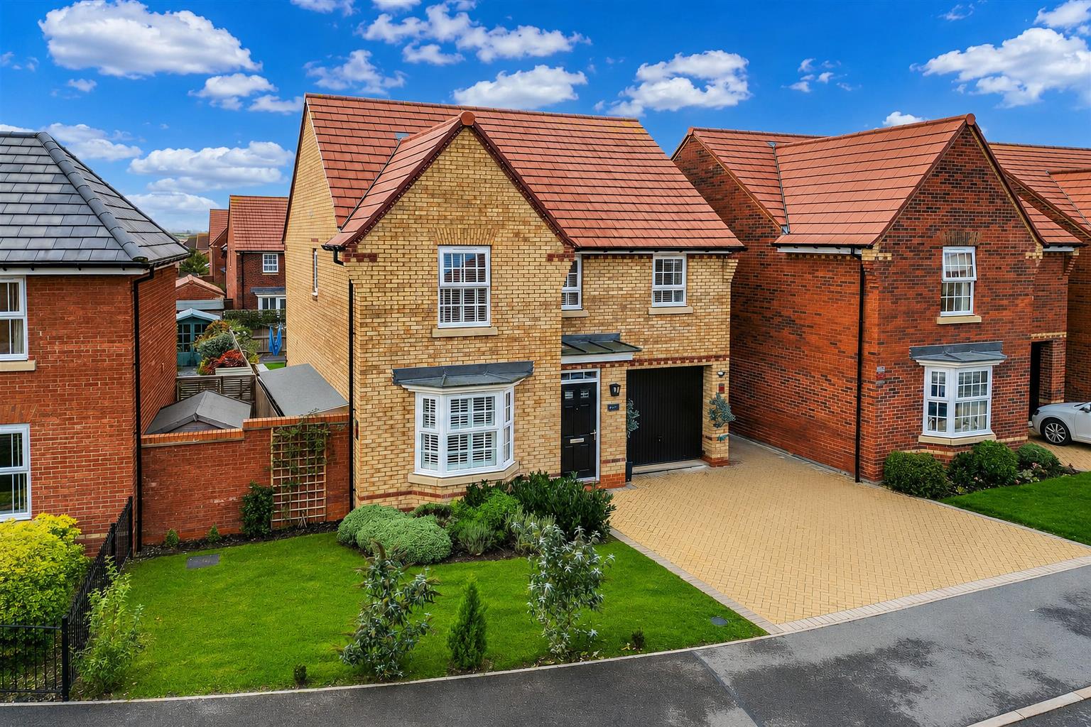 4 bed property in Maia Way, Milton Keynes